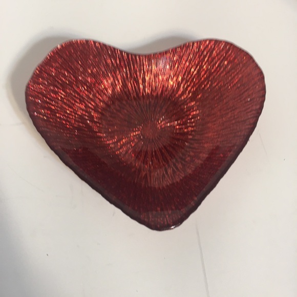 Beautiful Shimmering Heart Shaped Trinket Dish!